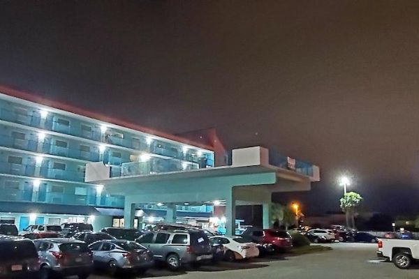 Beachside Resort Hotel (Gulf Shores)